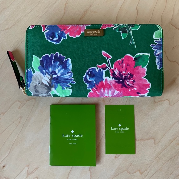 kate spade Handbags - KATE SPADE Grant Street Grainy Vinyl NEDA Wallet